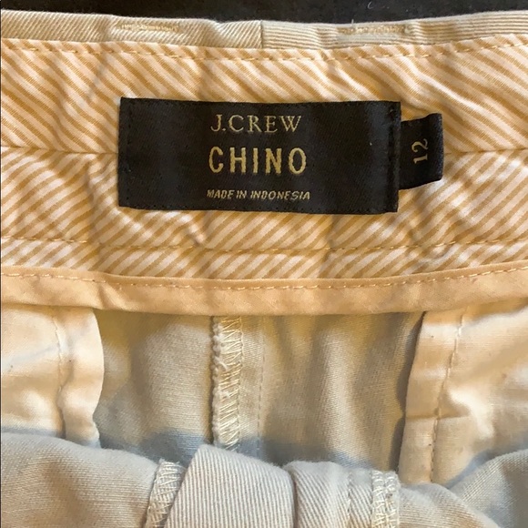 J crew khaki shorts - Picture 3 of 4